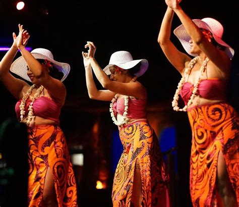 polynesian fire luau dinner show